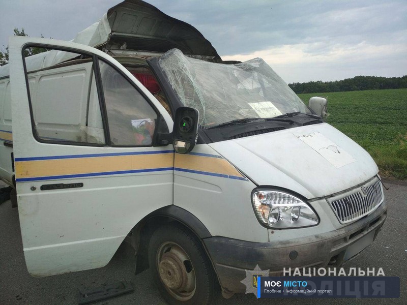 На лубенщині підірвали автомобіль УКРПОШТИ і вкрали більше двох мільйонів