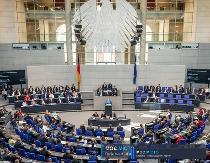 У бундестазі відхилили пропозиції опозиції про скасування санкцій проти Росії